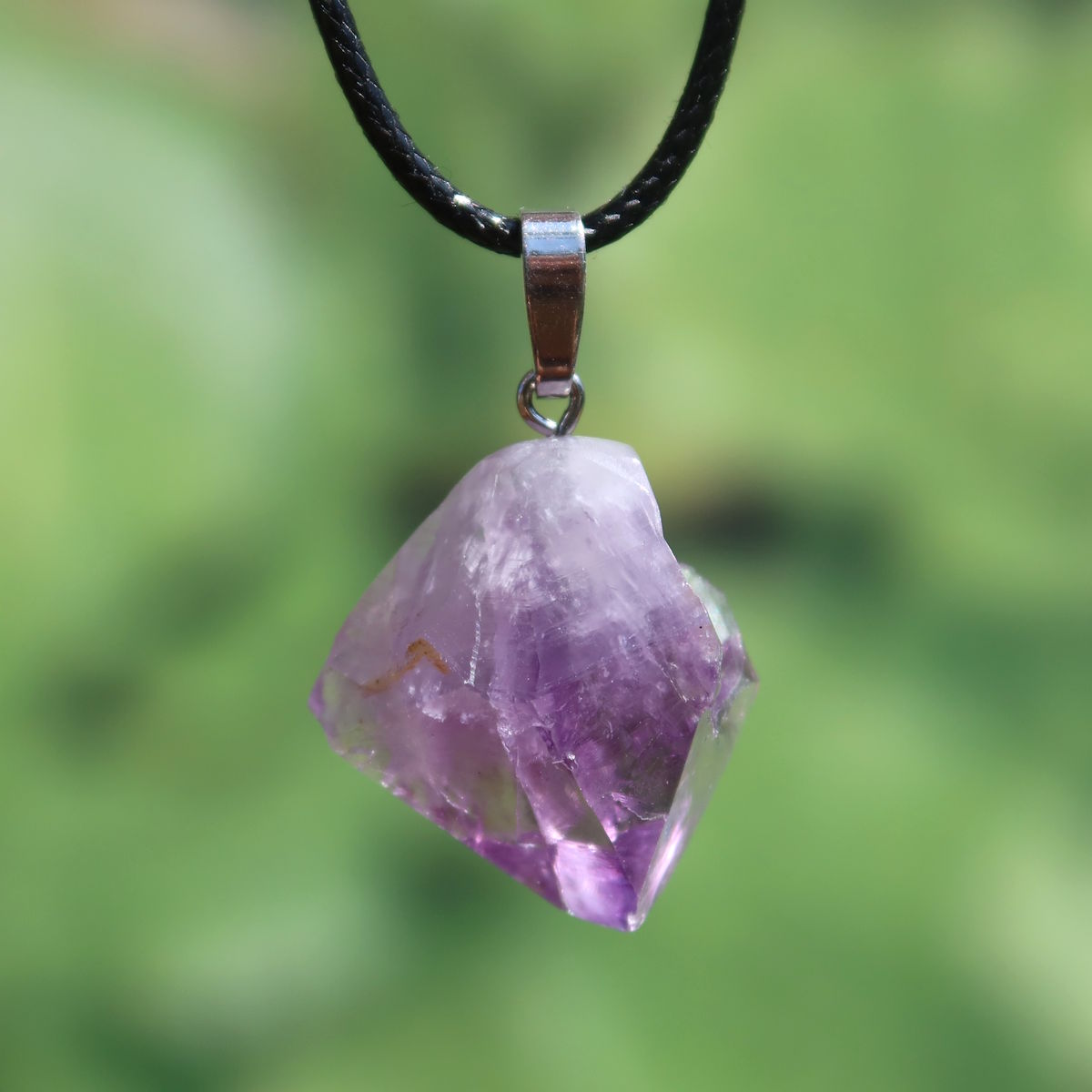 Amethyst Natur Kristall Anhänger - Spiritualität und Intuition - UNIKAT Nr. 2, einzigartiger roher Amethyst mit natürlicher Struktur