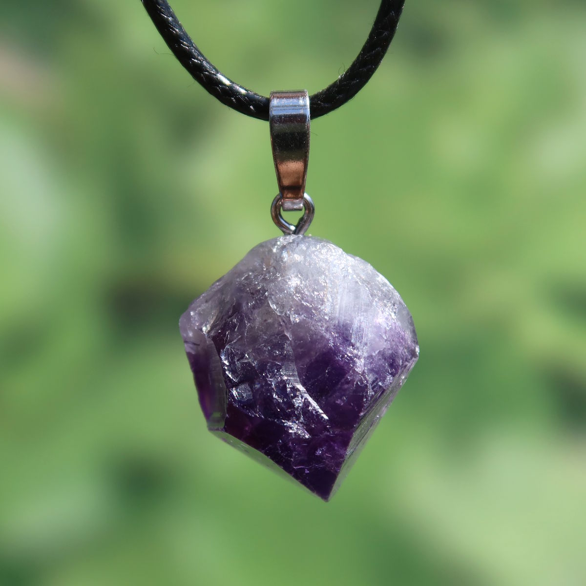 Amethyst Natur Kristall Anhänger - Spiritualität und Intuition - UNIKAT Nr. 8, roher Amethyst mit einzigartiger Struktur