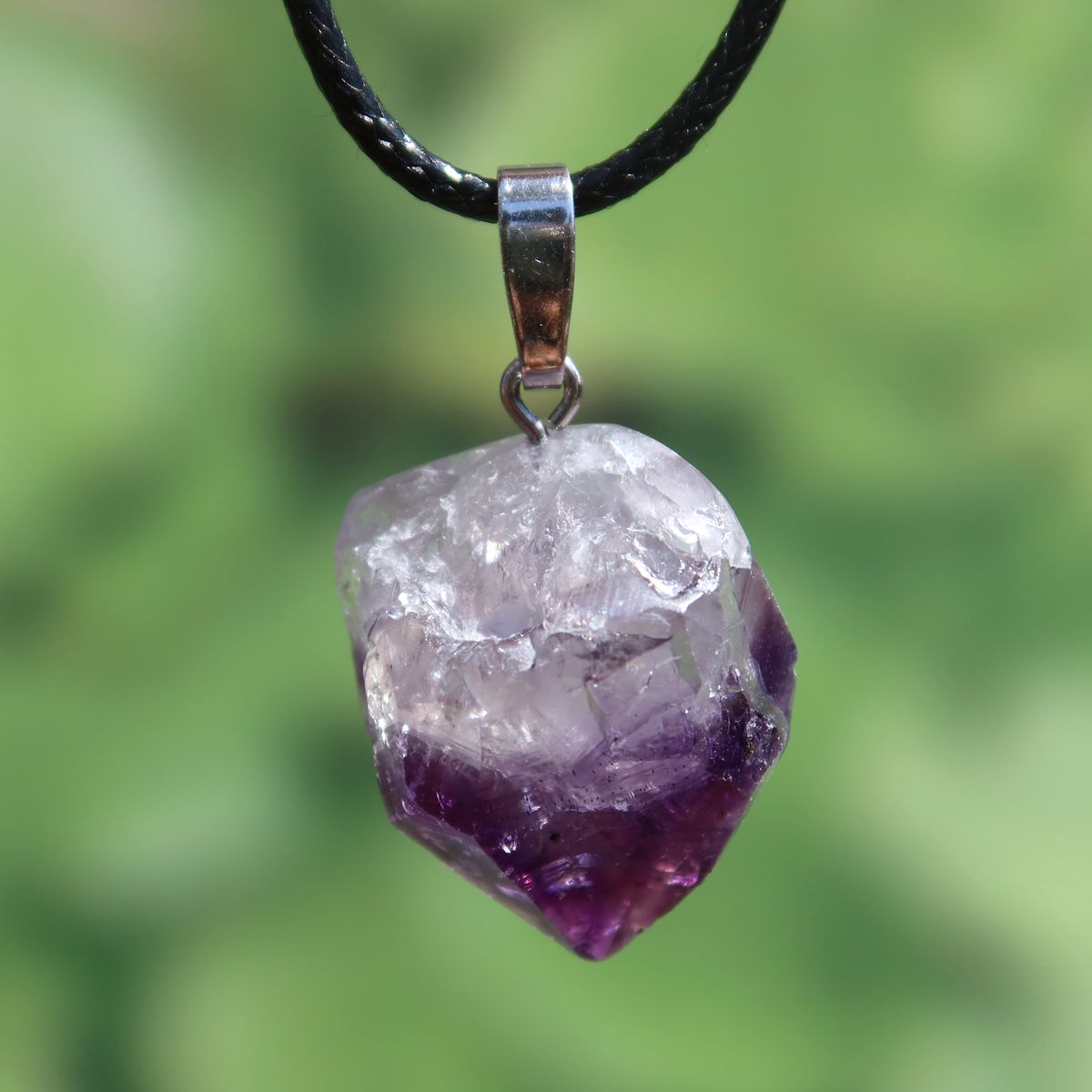 Amethyst Natur Kristall Anhänger - Spiritualität und Intuition - UNIKAT Nr. 9, einzigartiger Naturstein in roher Unikatform
