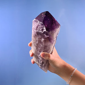 Roher Amethystkristall von Steinwelten 