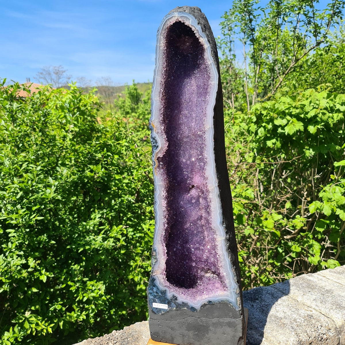 Amethyst mit Chalcedon Rand Nr. 83