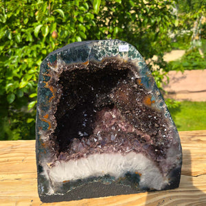 Amethyst Druse – Geode - 27x26x19cm und 14,4kg – Steinwelten OG - Nr. 209, unique decorative piece for stylish interiors.