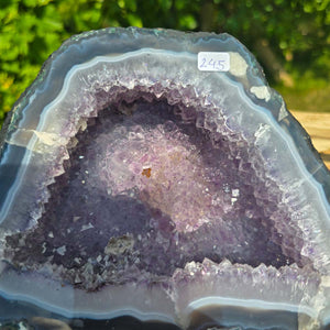 Amethyst Druse – Geode - 16x19x13cm und 4,4kg – Steinwelten OG - Nr. 245, unique gemstone for interior decor and meditation