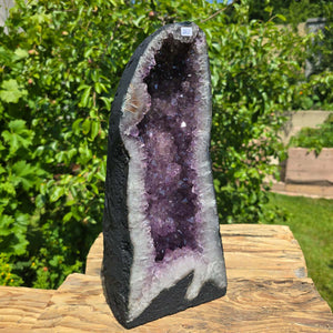 Amethyst Druse – Geode - 34x15x13cm und 7,8kg – Steinwelten OG - Nr. 263, ideal für stilvolle Wohnbereiche und exklusive Innenarchitektur.