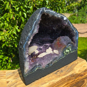 Amethyst Druse – Geode - 25x29x18cm und 13,8kg – Steinwelten OG - Nr. 272, ideal for stylish interiors and meditation spaces.