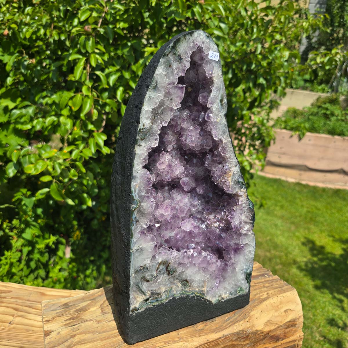 Amethyst Druse – Geode - 37x20x16cm und 11,2kg – Steinwelten OG - Nr. 277, ideal for stylish interiors and meditation spaces.