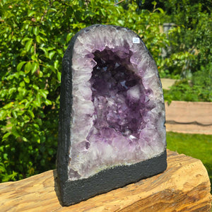 Amethyst Druse – Geode - 25x20x14cm und 8,6kg – Steinwelten OG - Nr. 281, ideal for stylish interiors, therapy rooms, or meditation.