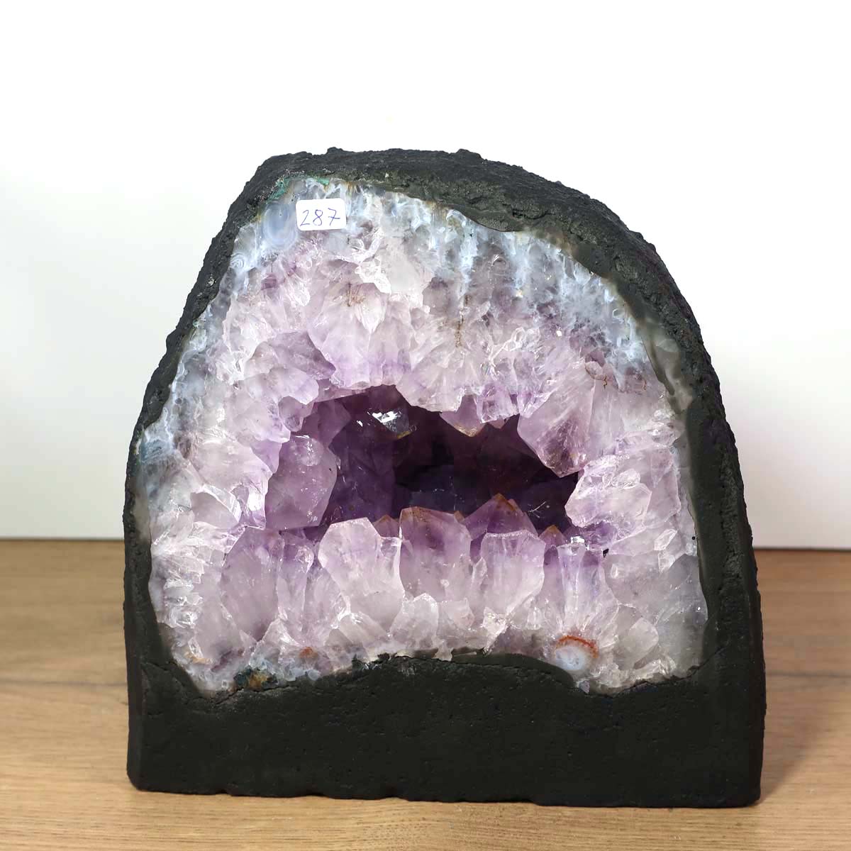 Amethyst Druse – Geode - 19x20cm und 6,5kg – Steinwelten OG - Nr. 287, featuring bright crystals from Brazil.
