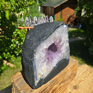 Amethyst Druse – Geode - 25x26cm und 18,8kg – Steinwelten OG - Nr. 325 aus Brasilien mit hellen Kristallen