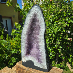 Amethyst Druse – Geode - 47x22cm und 19,2kg – Steinwelten OG - Nr. 348 leuchtende Kristalle aus Brasilien mit hellvioletter Farbe.
