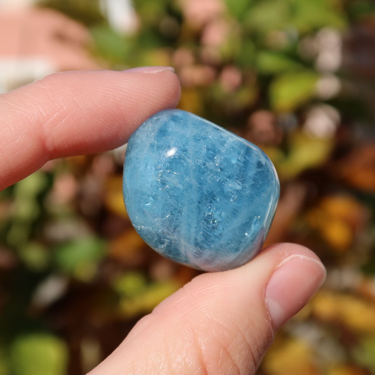 1A Qualität Aquamarin Handschmeichler 29mm - Ausgeglichenheit und frische Energie - UNIKAT Nr. 12