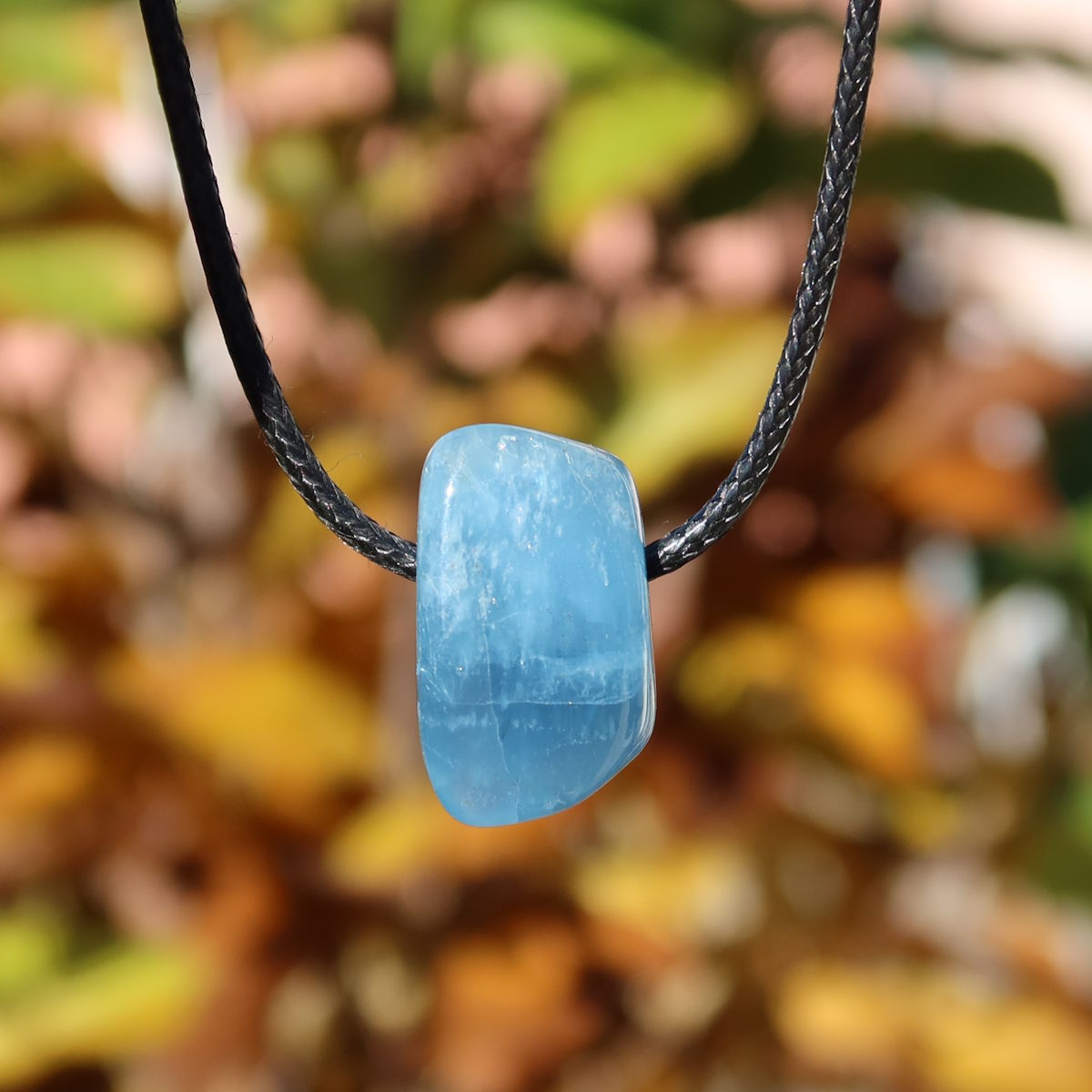 1A Qualität Aquamarin gebohrt 24mm Anhänger, Ruhe und Leichtigkeit, Unikat Nr. 5, zarter hellblauer Stein mit natürlicher Schönheit