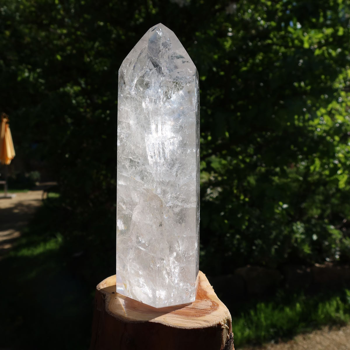 Obelisk aus Bergkristall kaufen Steinwelten 