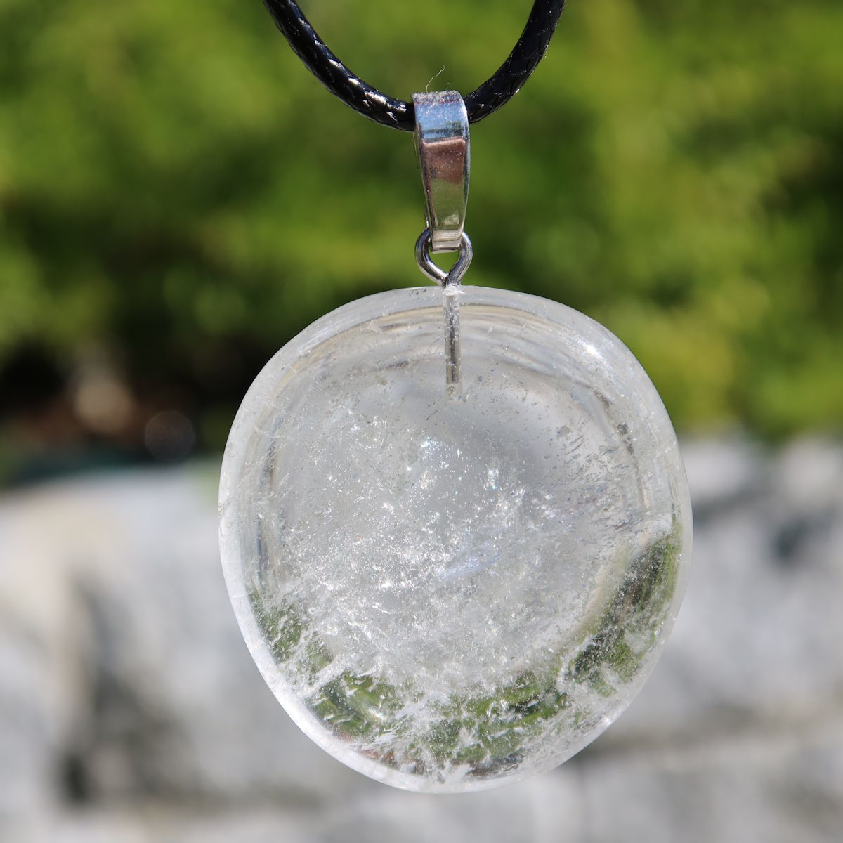 Bergkristall Anhänger 35mm für Klarheit und Stabilität, erhältlich bei Steinwelten online Shop, kaufen Unikat Nr. 16