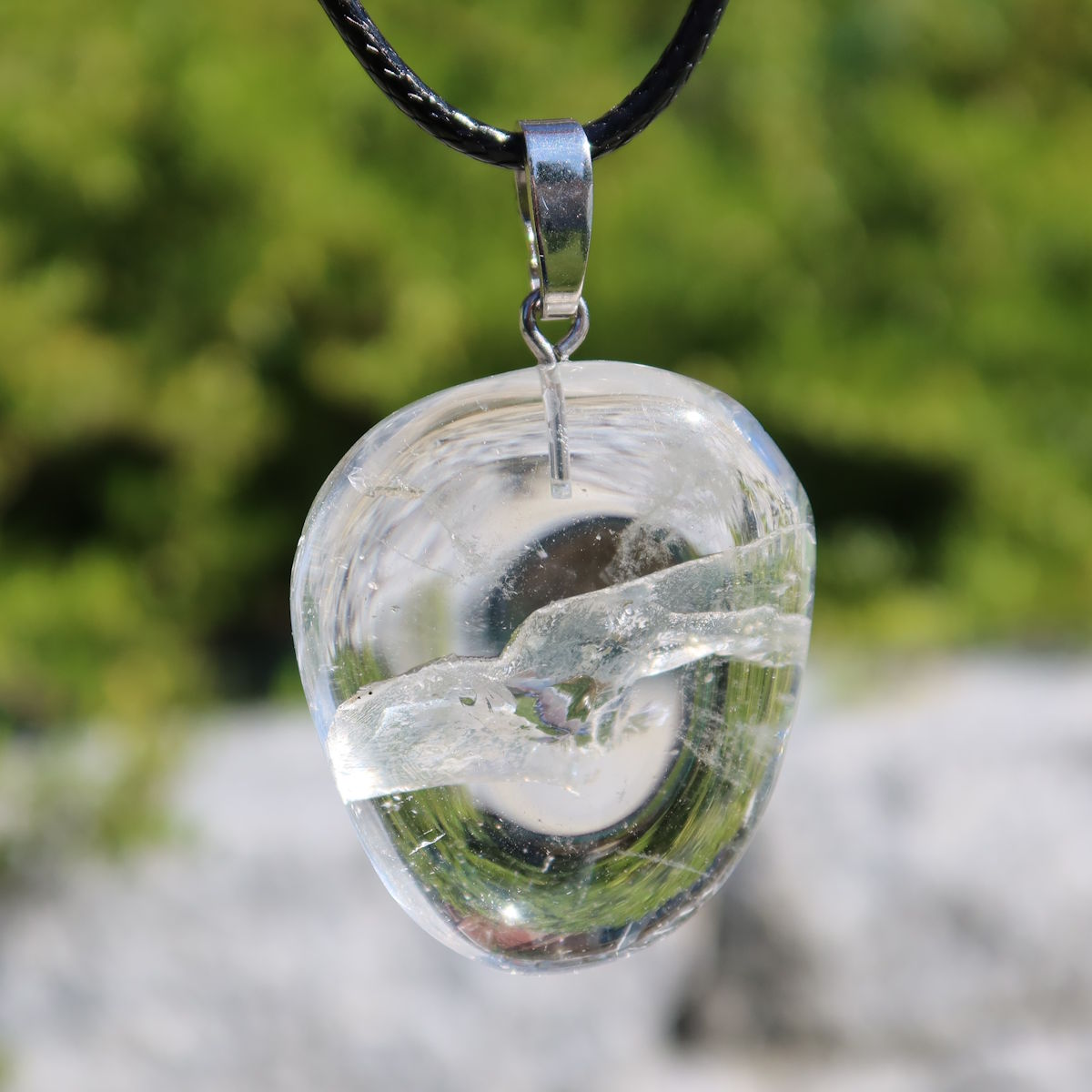 Bergkristall Anhänger 33mm mit Silberöse, klarer Quarz für Gedankenfreiheit und Stabilität, Unikat Nr. 3