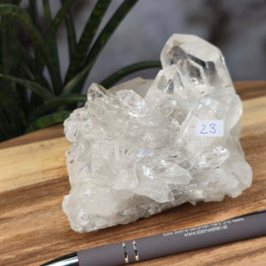 Bergkristall Stufe 1A Qualität, 7x10x11 cm - Klarheit und Fokus - UNIKAT Nr. 23, natürliche brasilianische Kristalle