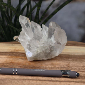 Bergkristall Stufe 1A Qualität, 9x11x8 cm - Klarheit und Fokus - UNIKAT Nr. 5, natürliche brasilianische Kristallstruktur