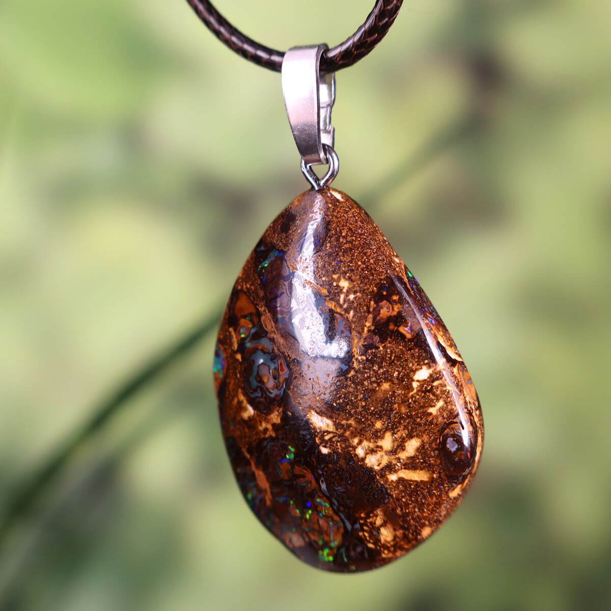 Boulder Opal Anhänger - Unikat Nr. 9 - Handgeschliffen - Echter Edelstein mit massiver Silberschlaufe - Größe 40x25mm - Freude und Leichtigkeit