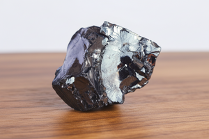 Edelschungit Rohstein - 40x30mm Harmonie und Schutz - UNIKAT Nr.17, Naturmineral für Wasseraufbereitung und Elektrosmog-Schutz.