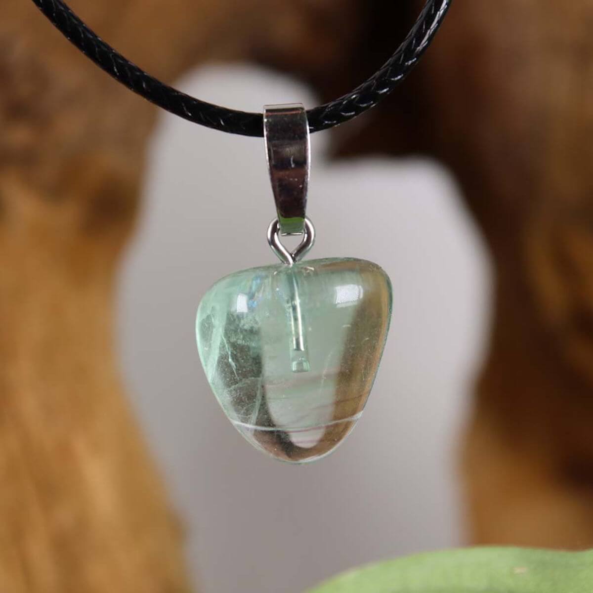 Fluorit Anhänger 1A Qualität mit Silberöse, Unikat Nr. 10, für Konzentration und Neuanfang