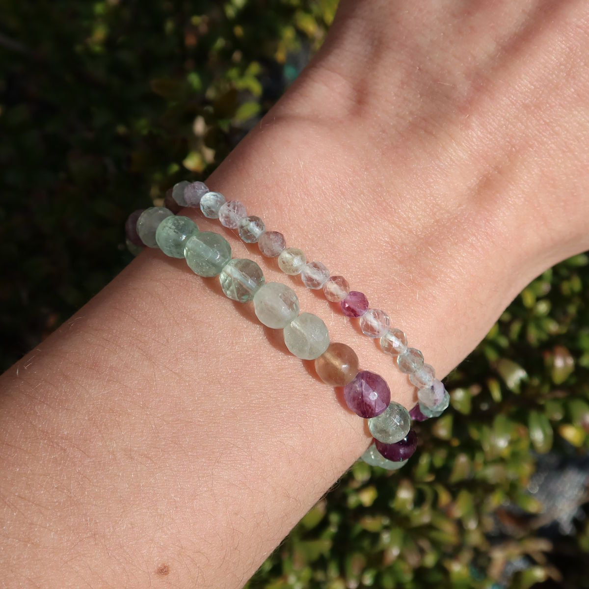 Fluorite Faceted Gemstone Bracelet - 1 Piece - in Variants 4-6 or 8mm