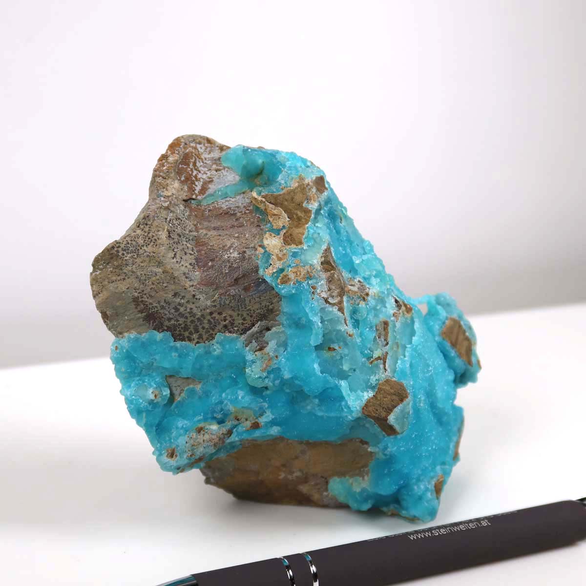 Hemimorphit Rohstein mit türkisblauem Kristall, 11x8x5 cm, neben einem Stift für Größenvergleich – einzigartiges Sammlermineral Nr. 12