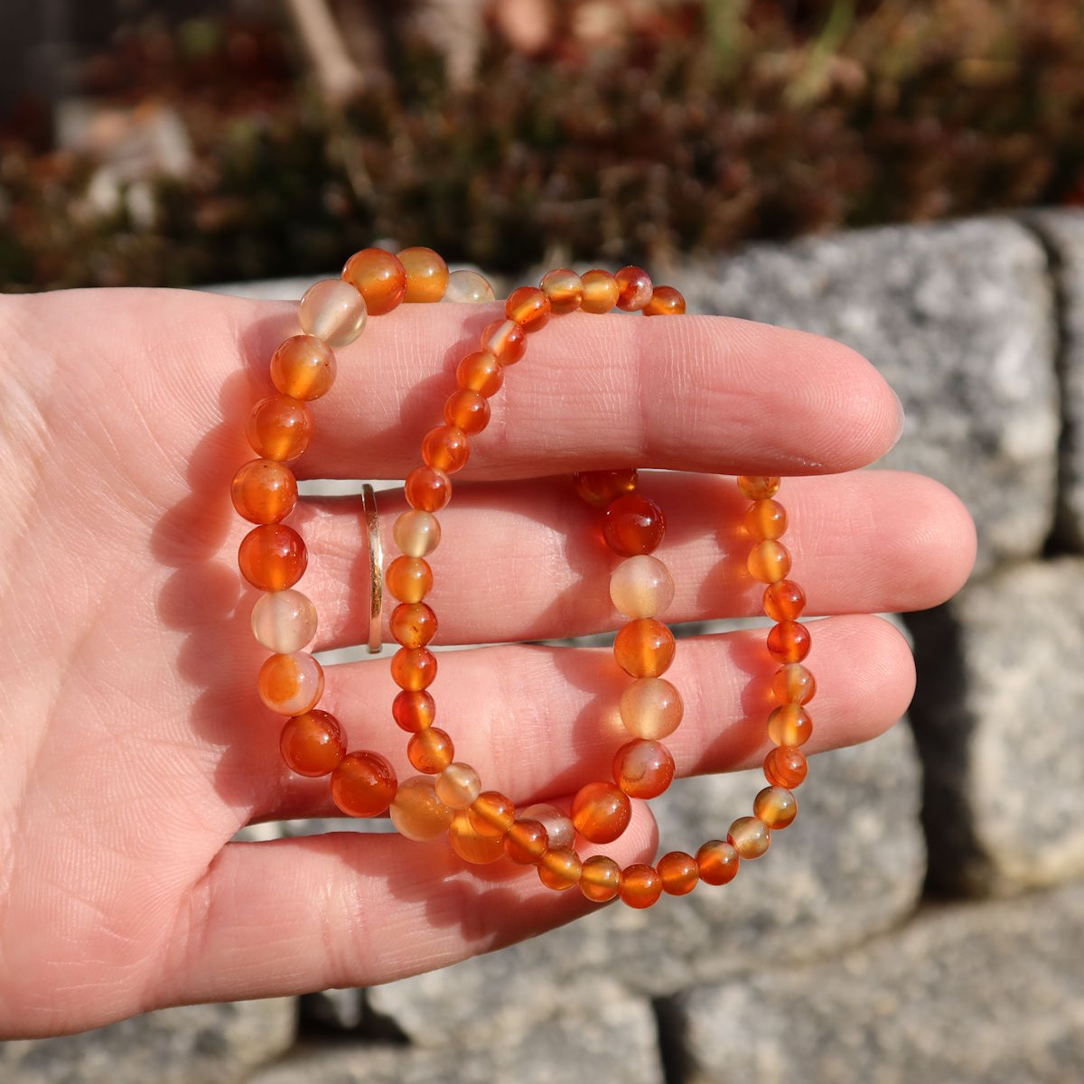 Bracciale in pietra preziosa corniola per polsi sottili in varianti 4-6 o 8mm