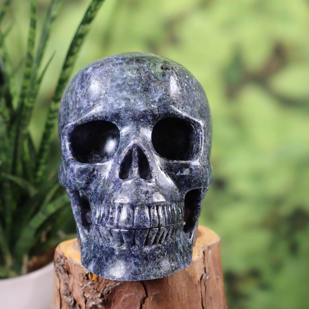 Echter großer Kristall Schädel aus Naturstein, handgefertigt, 13x10 cm, Unikat, Graz Mineralien und Edelsteine.