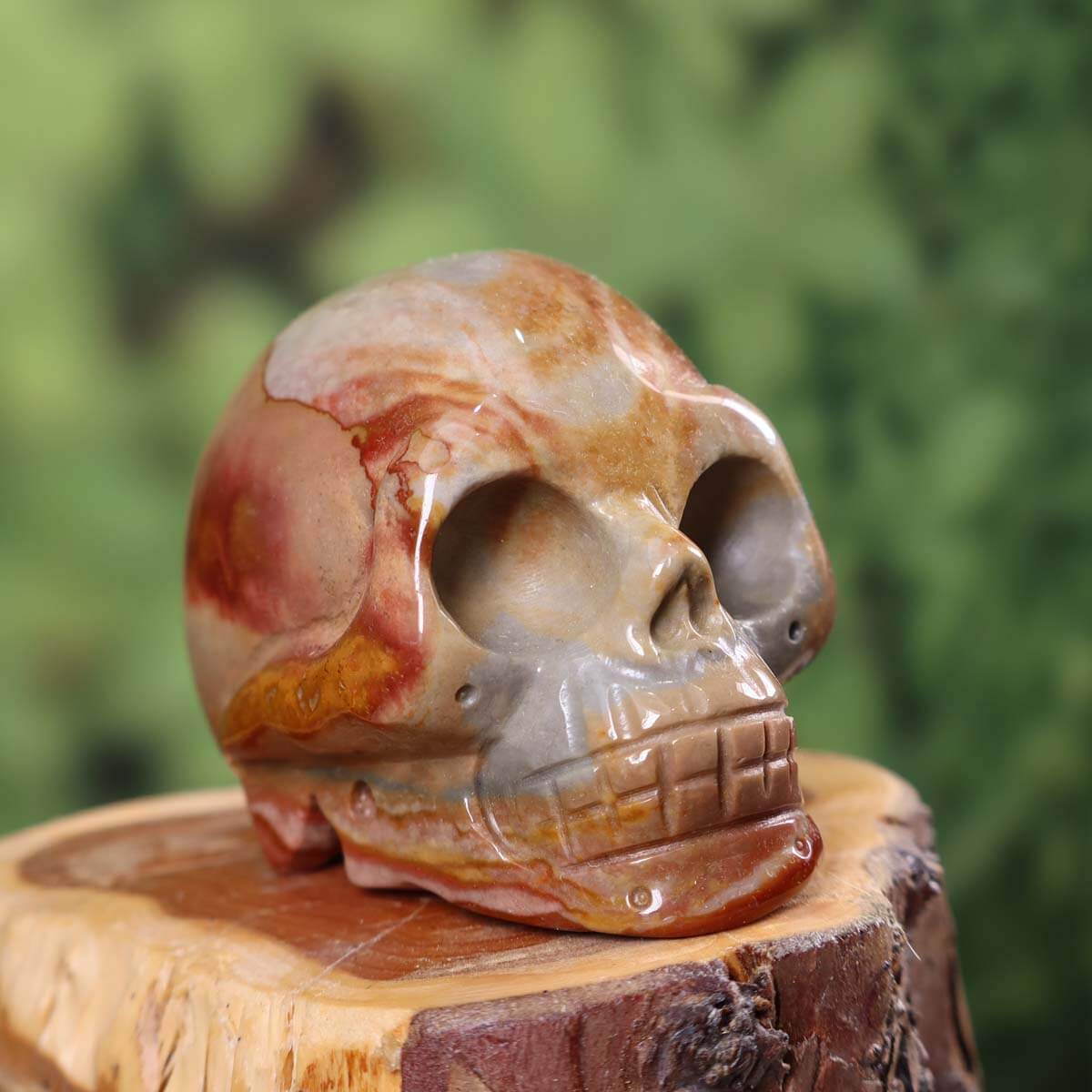Handcrafted Jasper Crystal Skull, unique design, collector's piece, 7x6 cm, Steinwelten, buy online.