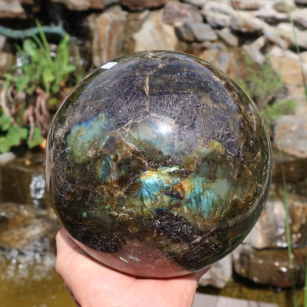 Große XXL Labradorit Kugel geschliffen - UNIKAT Nr. 24 - Durchmesser 170 mm und 7,6 kg - Elegante Dekoration für Wohnräume
