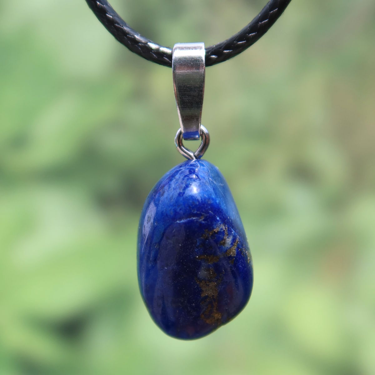 Natürlicher Lapislazuli Anhänger mit goldenen Sprenkeln, 20mm, UNIKAT Nr. 12, echte Silberöse mit Rhodium Beschichtung