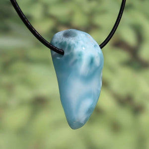 Larimar pendant gemstone on necklace, 40mm, unique piece from the Dominican Republic, enhances perception and protection.