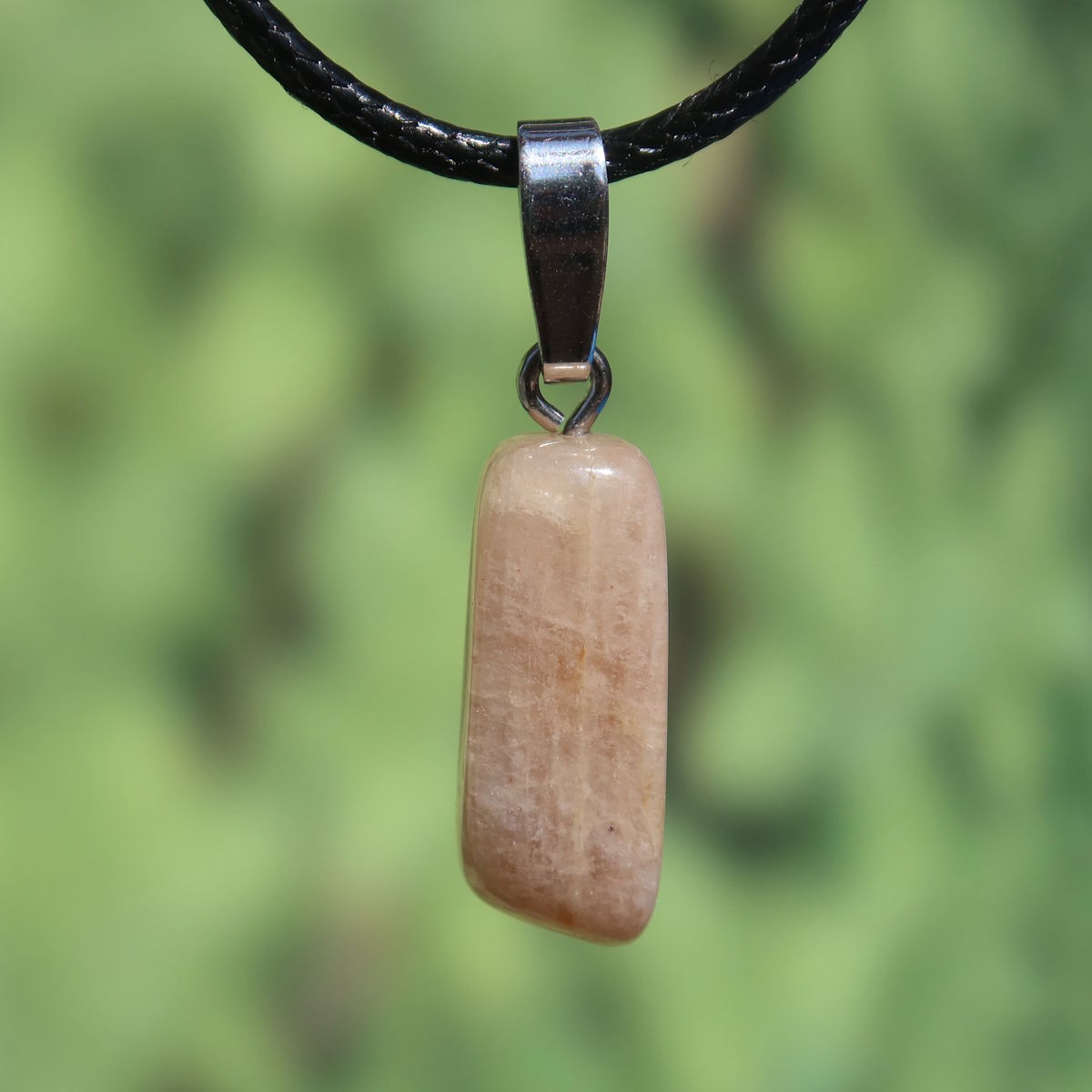 1A Qualität Mondstein Anhänger - Weiblichkeit und Intuition - UNIKAT Nr. 12