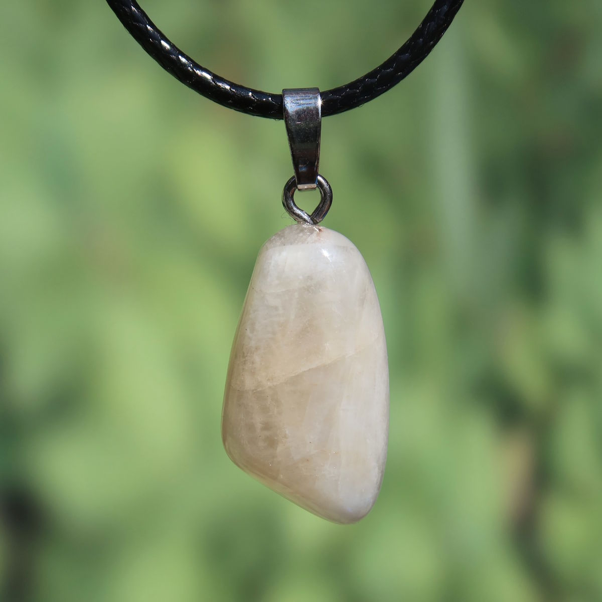 1A Qualität Mondstein Anhänger - Weiblichkeit und Intuition - UNIKAT Nr. 2