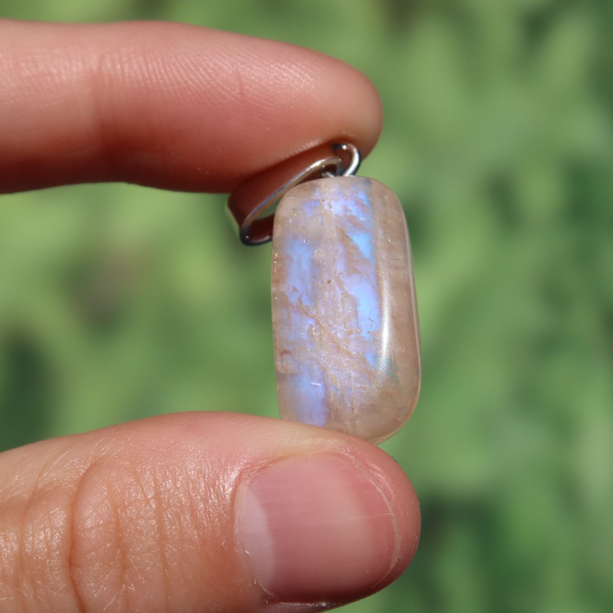 1A Qualität Mondstein Anhänger - Weiblichkeit und Intuition - UNIKAT Nr. 9