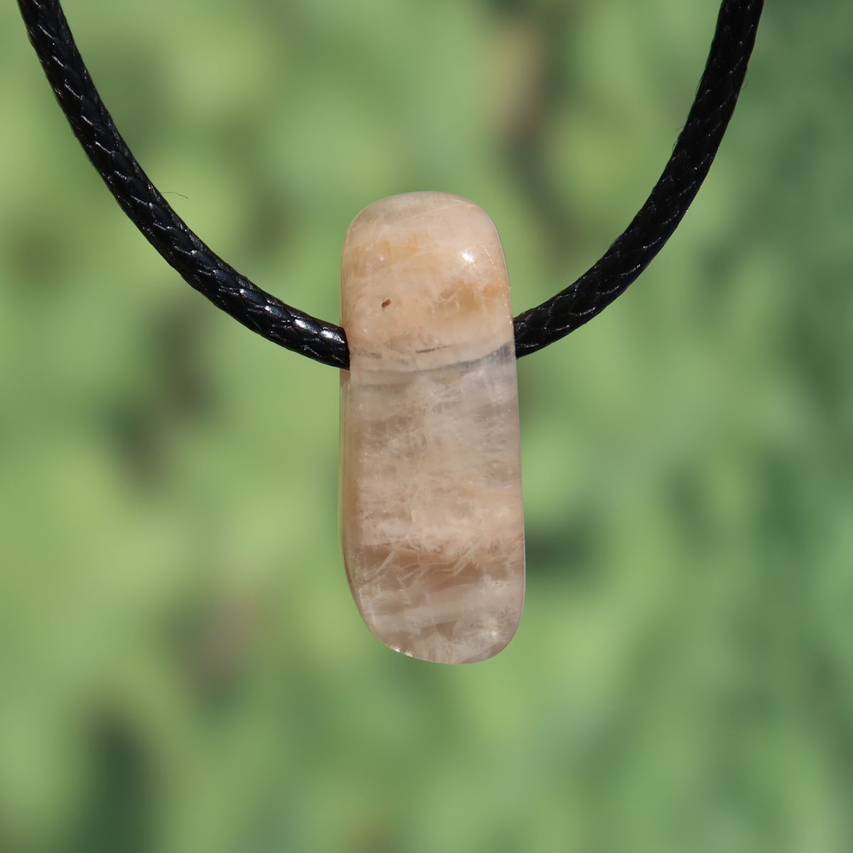 1A Qualität Mondstein weiß gebohrt - Weiblichkeit und Intuition - UNIKAT Nr. 3