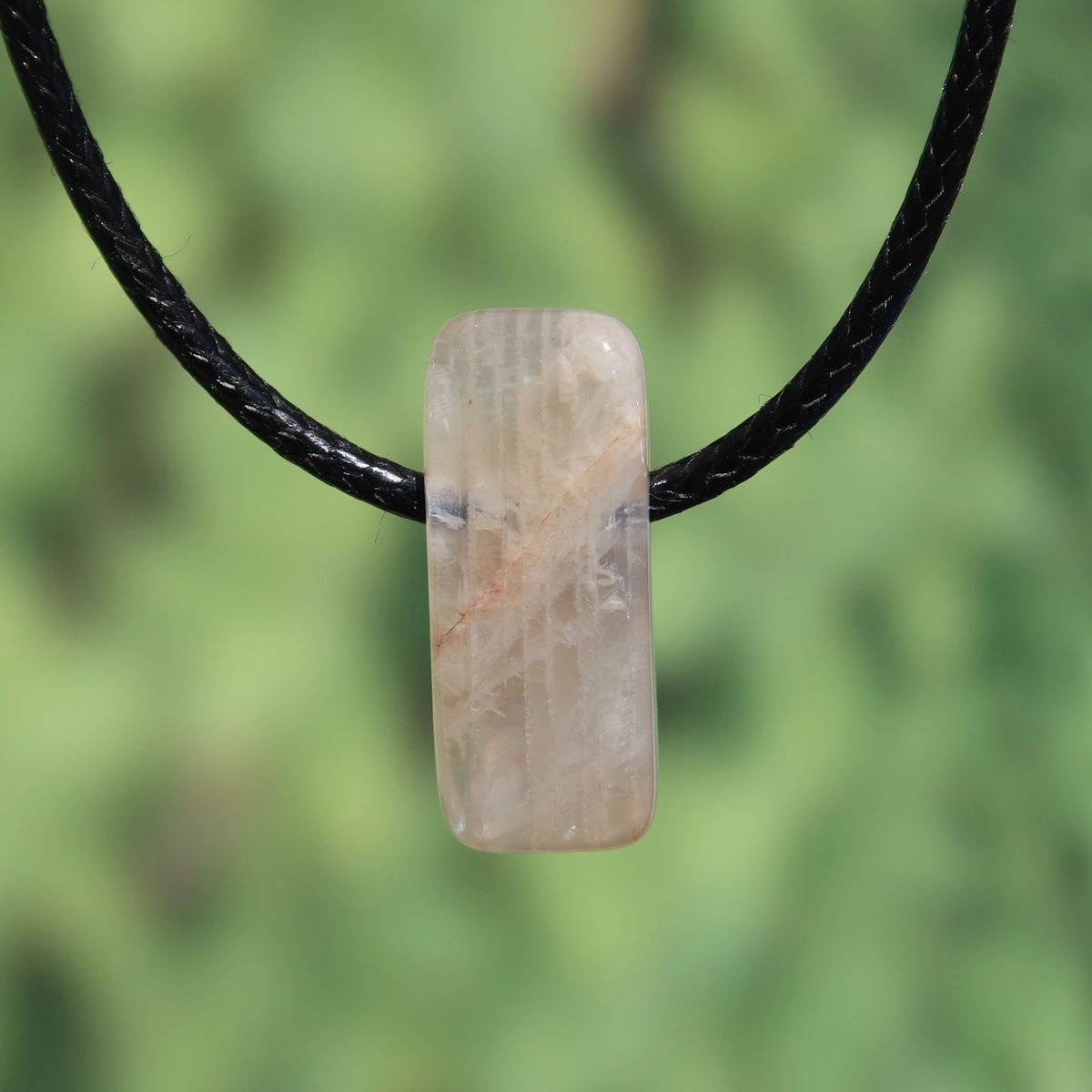 1A Qualität Mondstein weiß gebohrt - Weiblichkeit und Intuition - UNIKAT Nr. 4