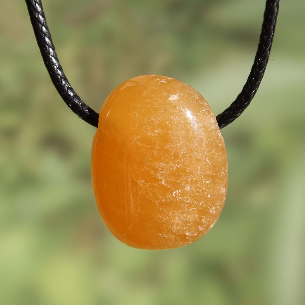 Calcit orange gebohrt - Selbstvertrauen und Positivität - Nr. 14