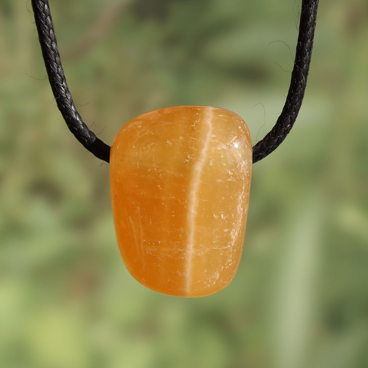 Calcit orange gebohrt - Selbstvertrauen und Positivität - Nr. 5