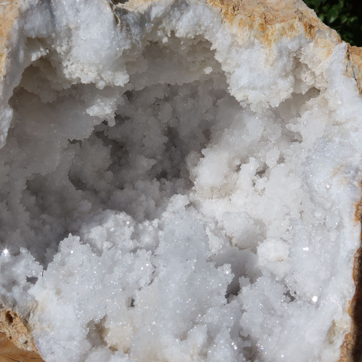 Quarz Geode geöffnet -XXL– Glücksgeode – Stabilität und Klarheit – 30x25x20cm- Unikat Nr. 2, Marokko Kristalle, Wohnraumdekoration