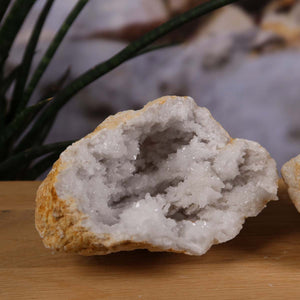 Quarz Geode geöffnet – Glücksgeode – Stabilität und Klarheit – 14x10x6cm - Unikat Nr. 33