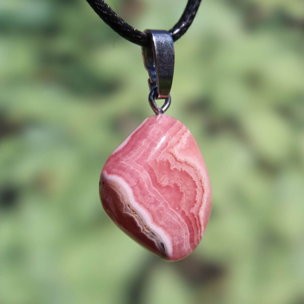 Rhodochrosit Anhänger in 1A Qualität, einzigartig rosa Struktur, Steinwelten Graz und Wiener Neustadt, online kaufen