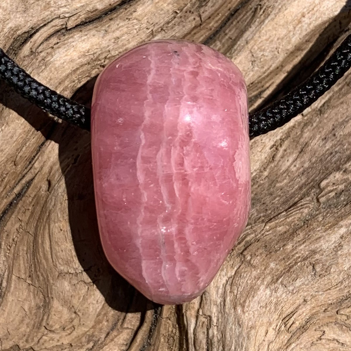 Edelsteinanhänger aus Rhodochrosit 