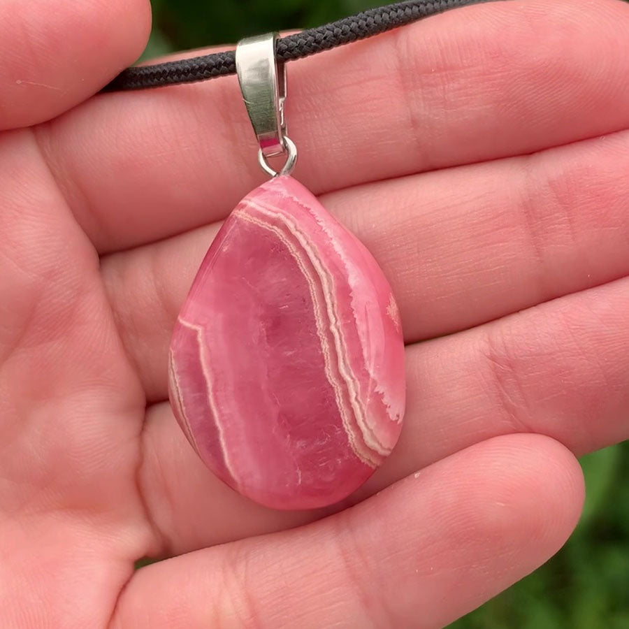 Rhodochrosit Anhänger von Steinwelten 