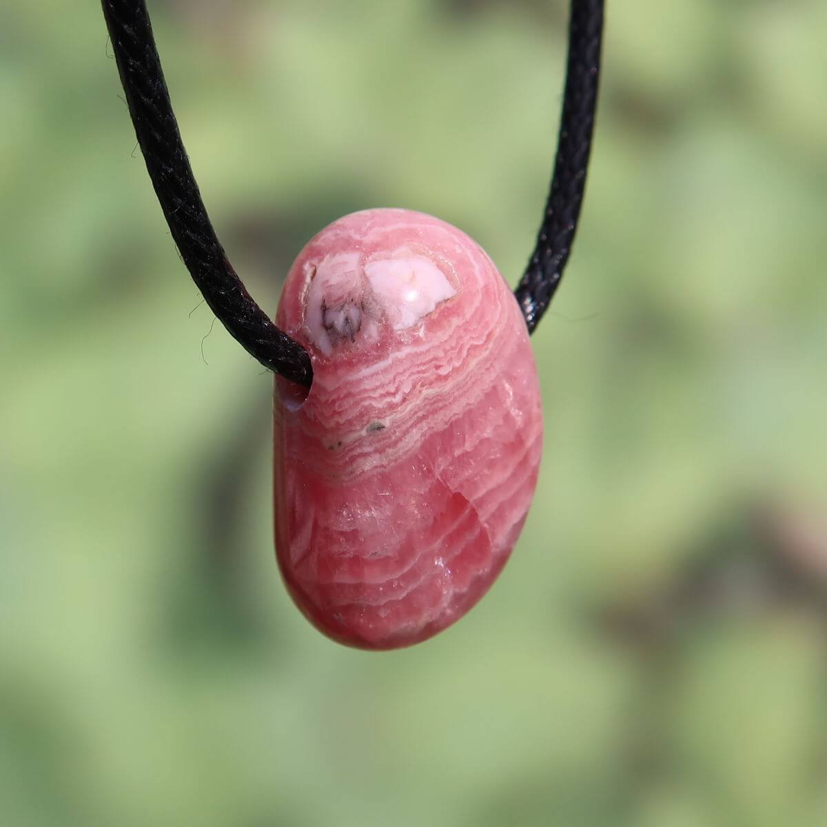 Rhodochrosit Anhänger 1A Qualität, einzigartig rosa, Steinwelten Schmuck aus Graz und Wiener Neustadt, online erhältlich.