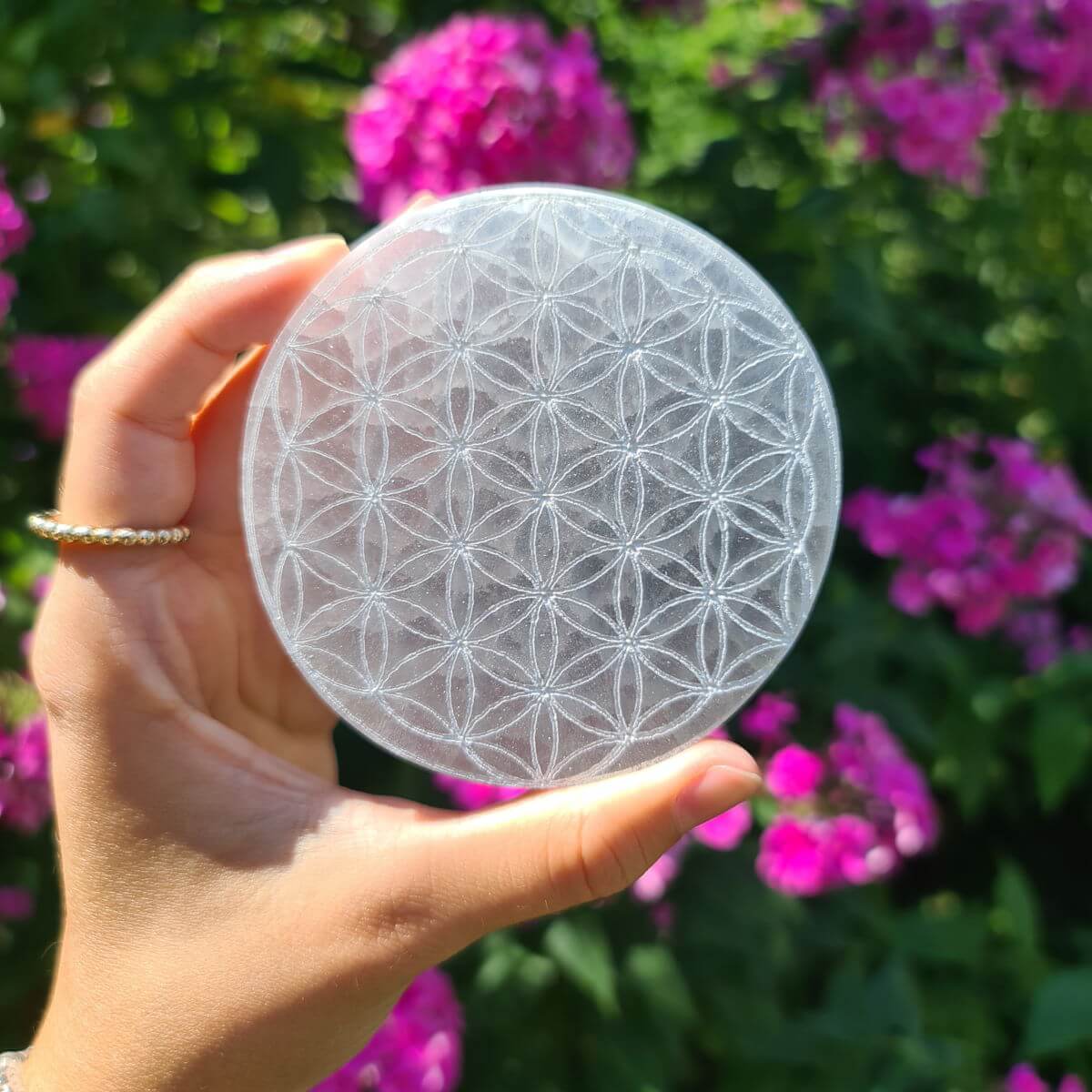 Ladeplatte aus Selenit von Steinwelten 