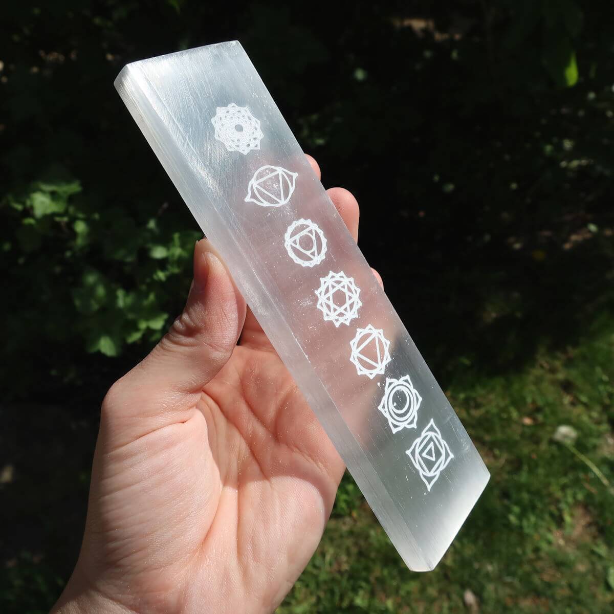 Selenit Ladeplatte Chakren