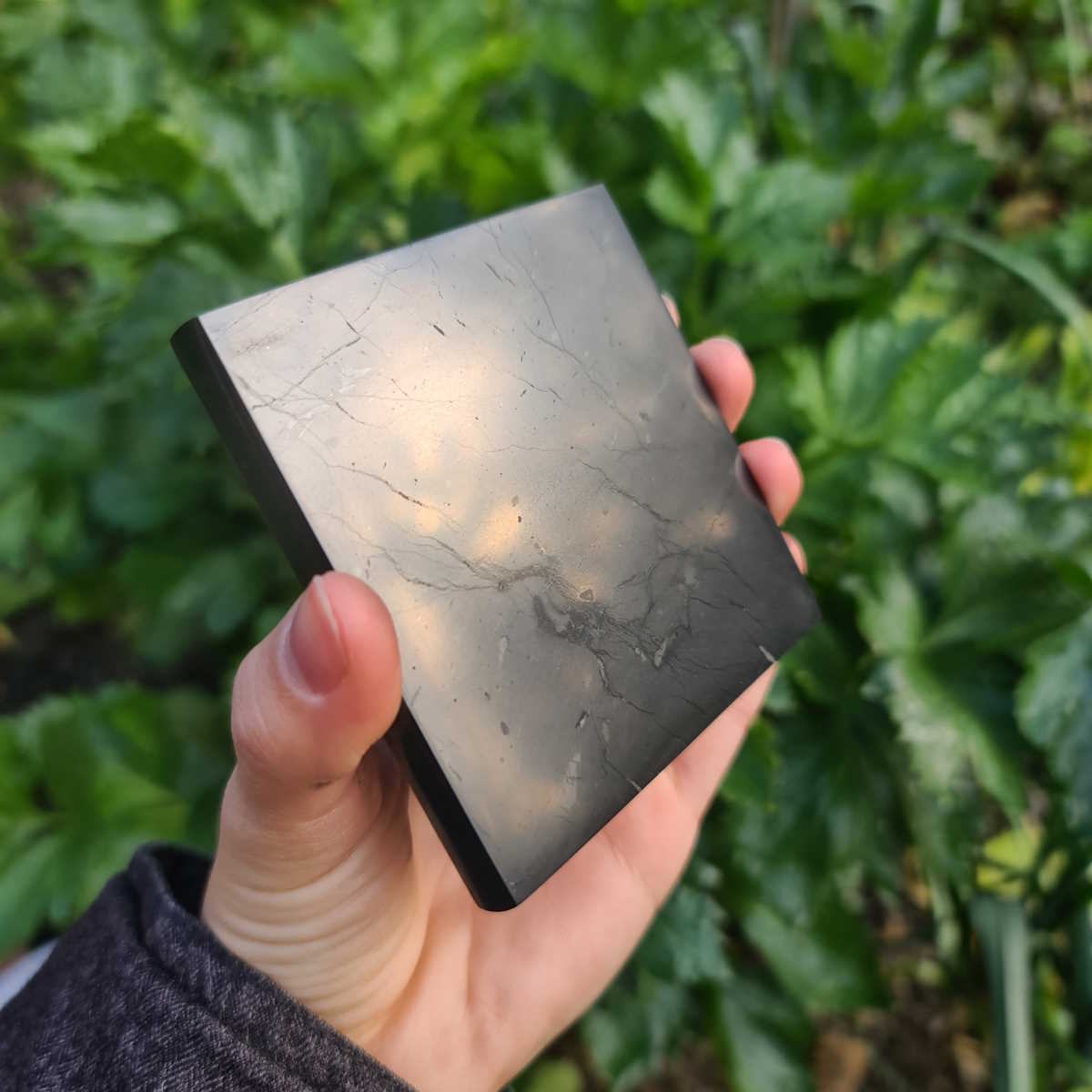 Schungit Platte Steinwelten 