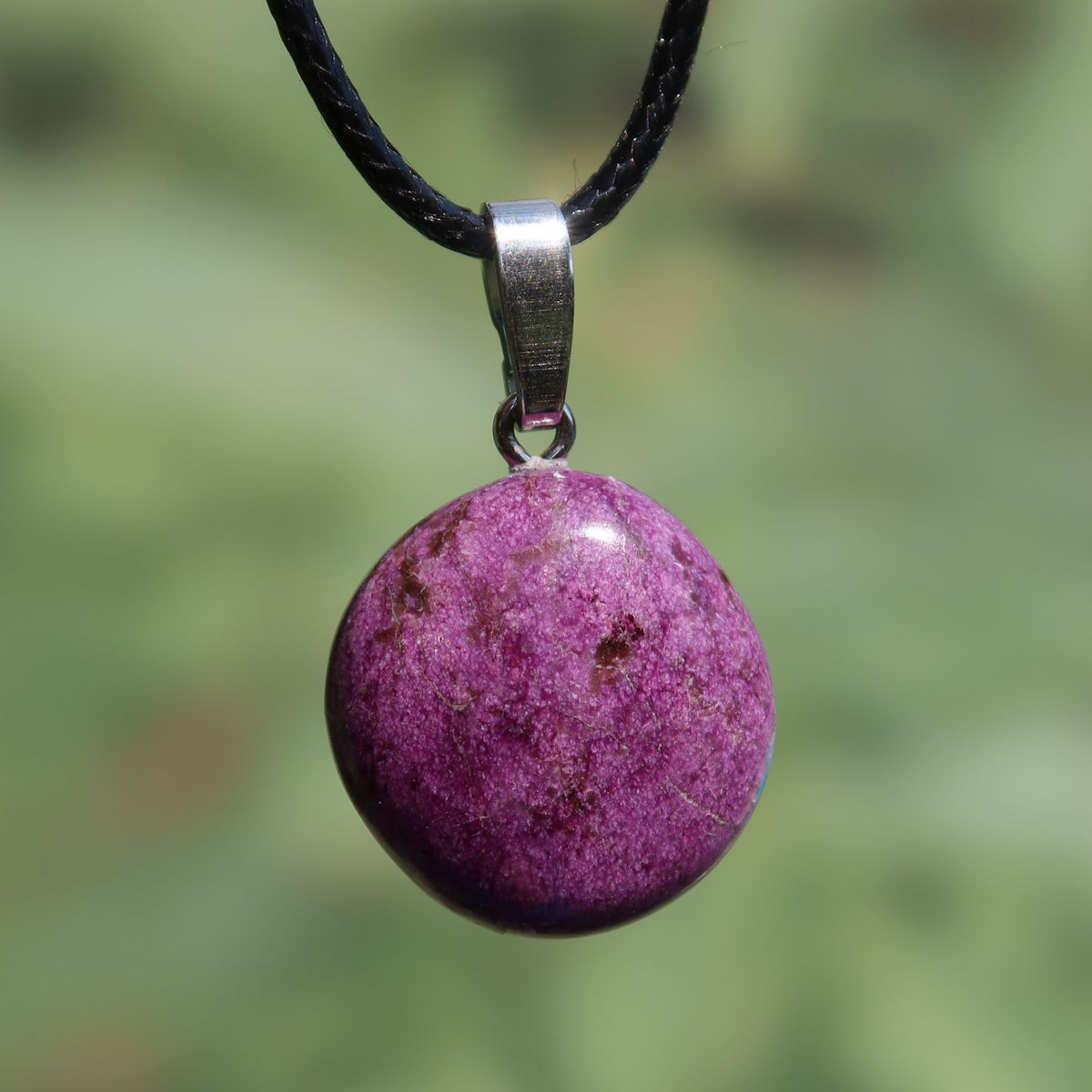 Natürlicher Stichtit Anhänger 23mm - innere Ruhe und Gelassenheit - UNIKAT Nr. 2, violett-pink Anhänger Unikat