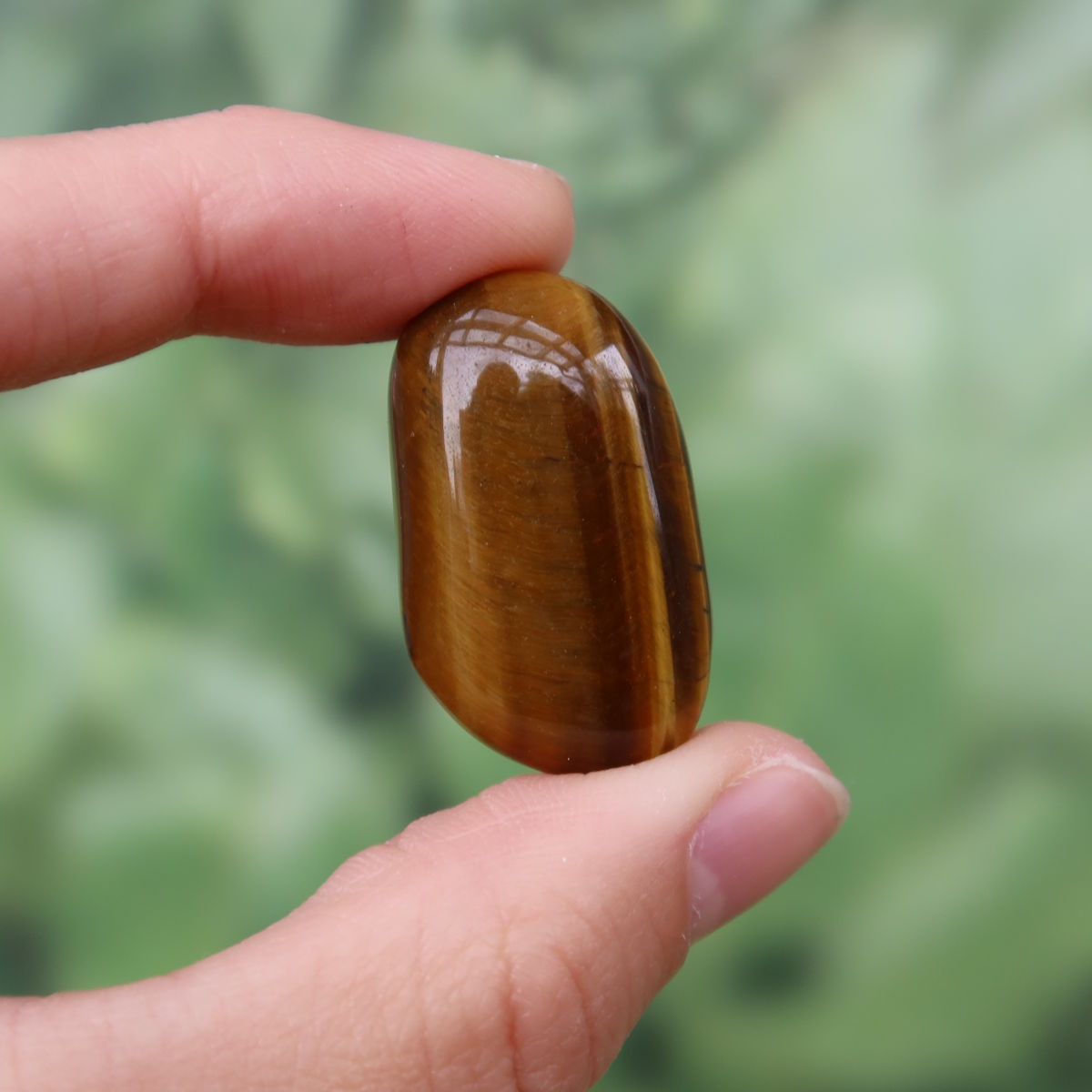 Tigerauge Handschmeichler 30mm - Selbstbewusstsein und Konzentration - Unikat Nr. 30, glänzend mit markanten Streifen